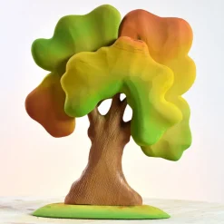 Large Oak Tree - Autumn