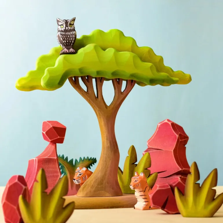 Large Wooden Acacia Tree