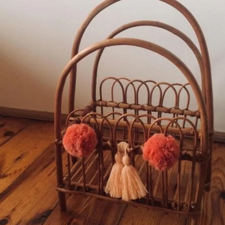 Wicker Book Stand - Natural