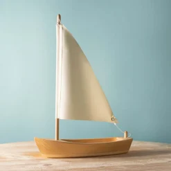 Wooden Boat - Beige