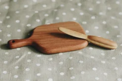 Wooden Chopping Board & Knife