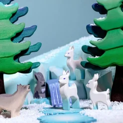 Wooden Deer Mother - White