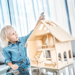 Wooden Doll House - Majesty