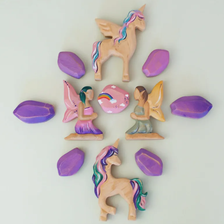 Wooden Fairy Kneeling - Pink