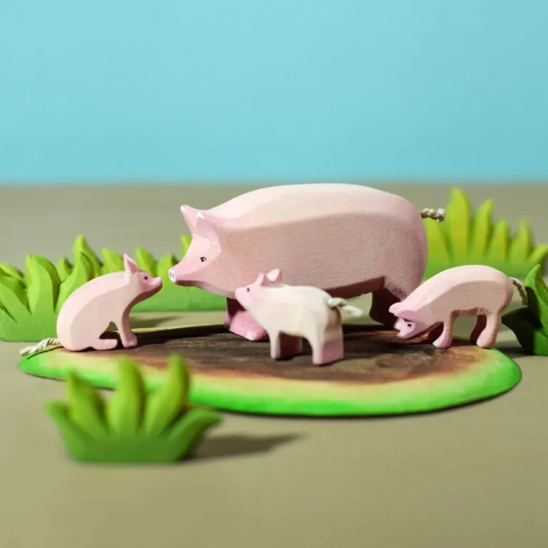 Wooden Pig - Mama