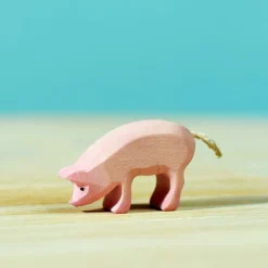 Wooden Piglet - Eating