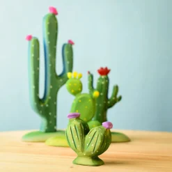 Wooden Pin Cushion Cactus