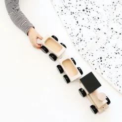 Wooden Pull Along Train - Poppy