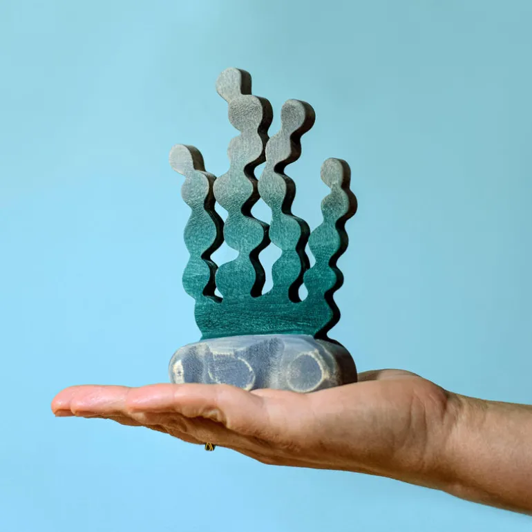 Wooden Seaweed - Giant Kelp