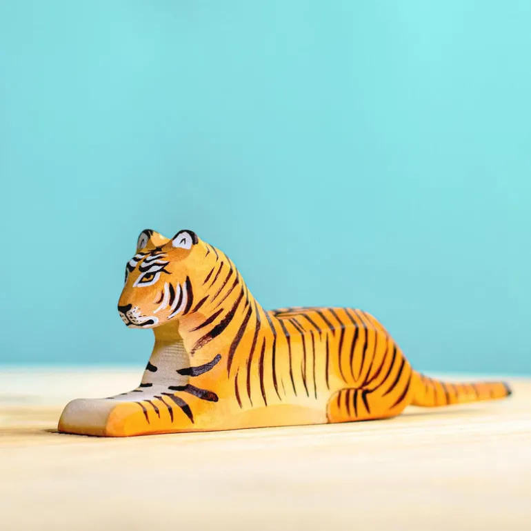Wooden Tiger - Laying