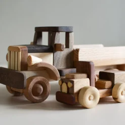 Wooden Tow Truck With Car - Alvara